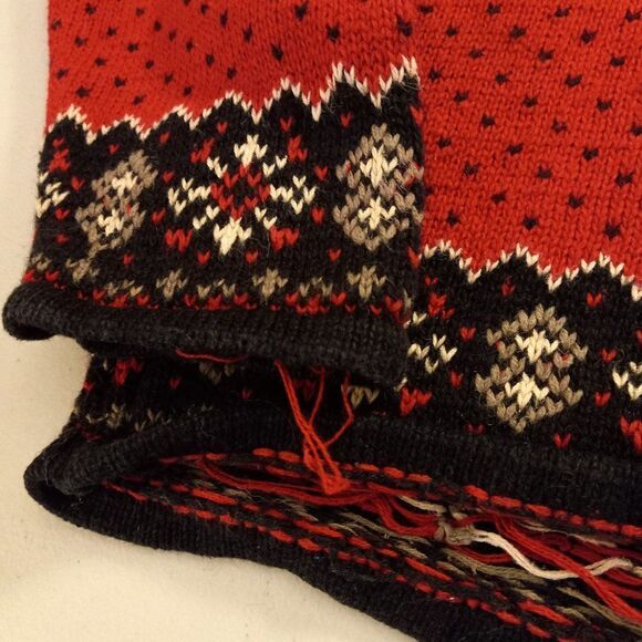 Nomadic Traders Red, Black and White Zip Cardigan - Picture 6 of 7